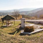Спомен чесма војводи Петру Бојовићу у Мишевићима, Акмачићи (фото Бојан Радојичић)