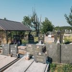 Гробље поред цркве у Негбини (фото Бојан Радојичић)