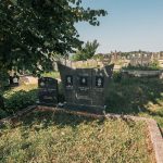 Споменик Авраму Ћурдићу на гробљу поред цркве у Негбини (фото Бојан Радојичић)