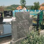 Споменик Рајку Кузељевићу на гробљу поред цркве у Негбини (фото Бојан Радојичић)