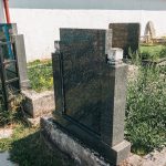 Споменик Рајку Кузељевићу на гробљу поред цркве у Негбини (фото Бојан Радојичић)