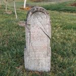 Крајпуташ Тодору Крсмановићу у Крсмановићима, Мокра Гора (фото Бојан Радојичић)