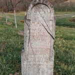 Крајпуташ Тодору Крсмановићу у Крсмановићима, Мокра Гора (фото Бојан Радојичић)