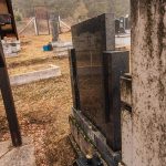 Спомен плоча Васу Матијевићу на гробљу у Бистровини у Виловима, Акмачићи (фото Бојан Радојичић)