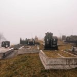 Гробље на Крљама у Виловима, Акмачићи (фото Бојан Радојичић)