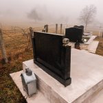 Споменик Стевану Мандићу на гробљу на Крљама у Виловима, Акмачићи (фото Бојан Радојичић)