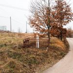 Крајпуташ Ивану Мандићу у Амзићима (фото Бојан Радојичић)