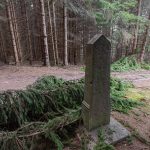 Крајпуташ Радомиру Грбићу у Пети у Кућанима, Јасеново (фото Бојан Радојичић)