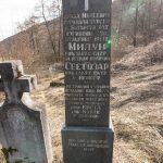 Споменик браћи Милуну и Светозару Милекићима на гробљу у Подстењу, Мокра Гора (фото Бојан Радојичић)